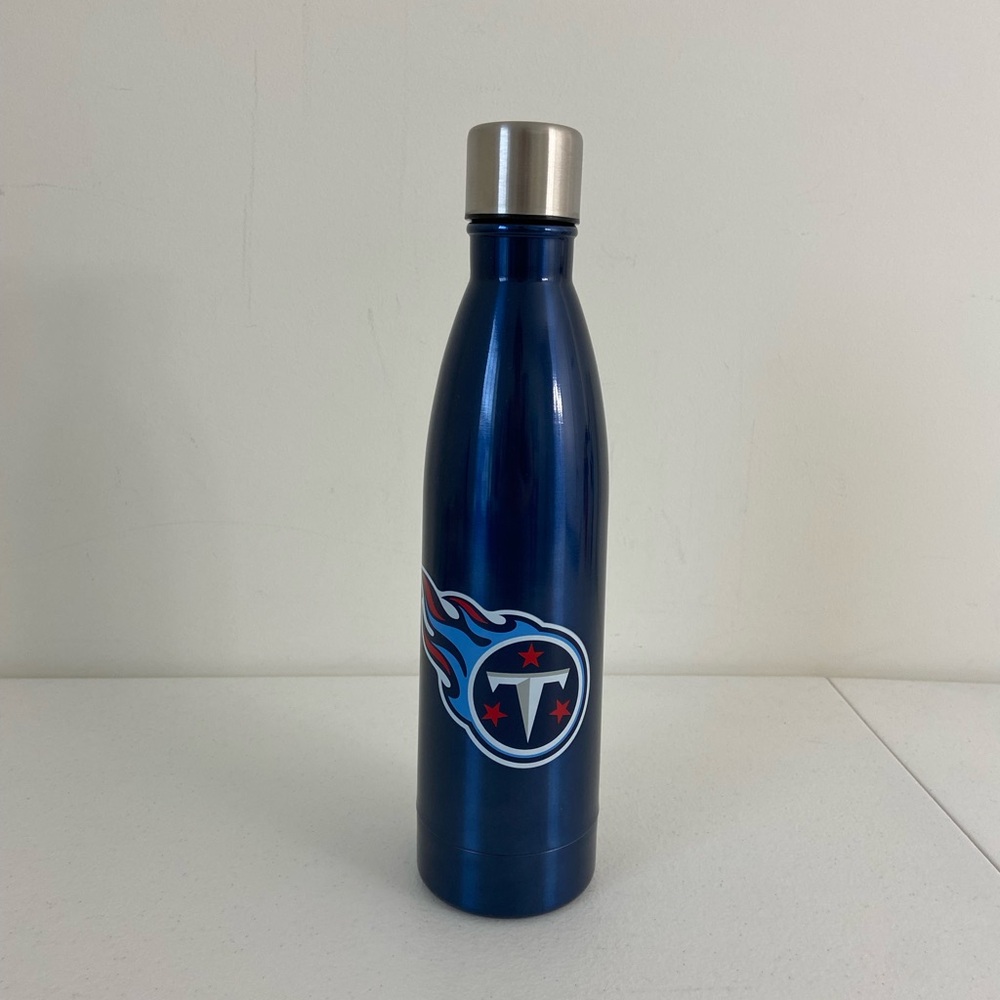 EUC Boelter Brands NFL Tennessee Titans double-wall vacuum insulated thermos cup